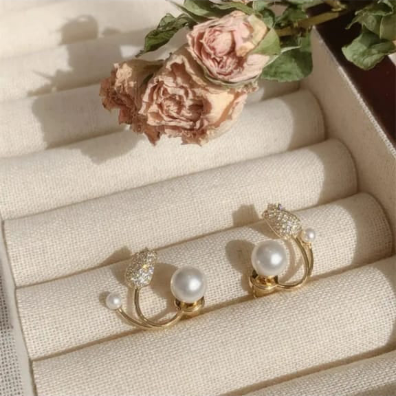 Pearl earrings